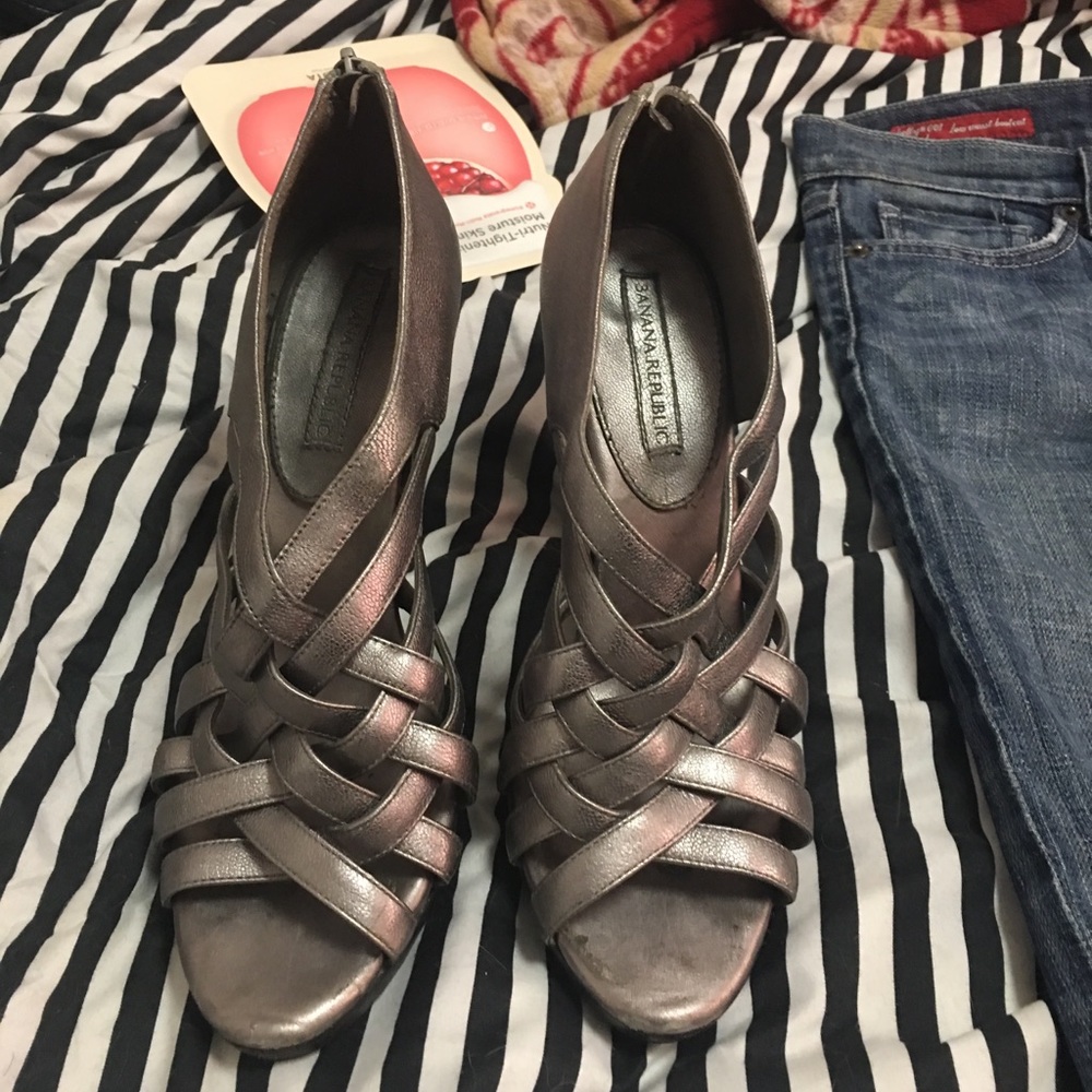 Silver pewter gladiator heels